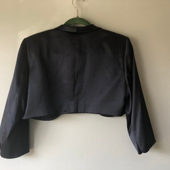 Tahari Arthur S. Levine | Bolero Black Satin Open-Front Cropped Jacket - Picture 3 of 3